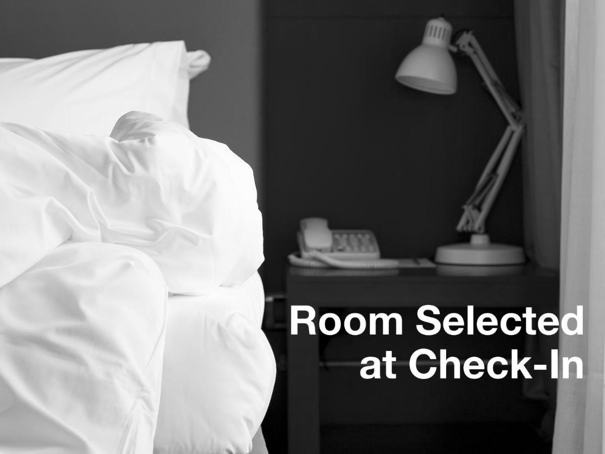 Holiday Inn Express Bloomington West By Ihg Номер фото